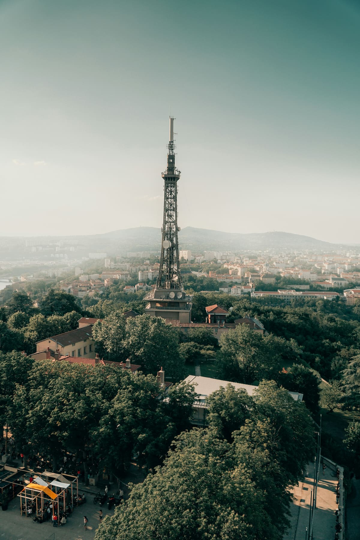 tour eiffel lyon